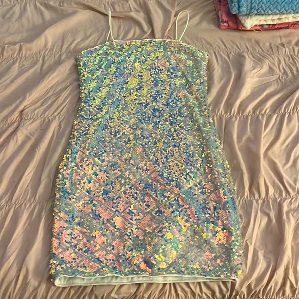 Good condition,never worn ,doesn’t fit me